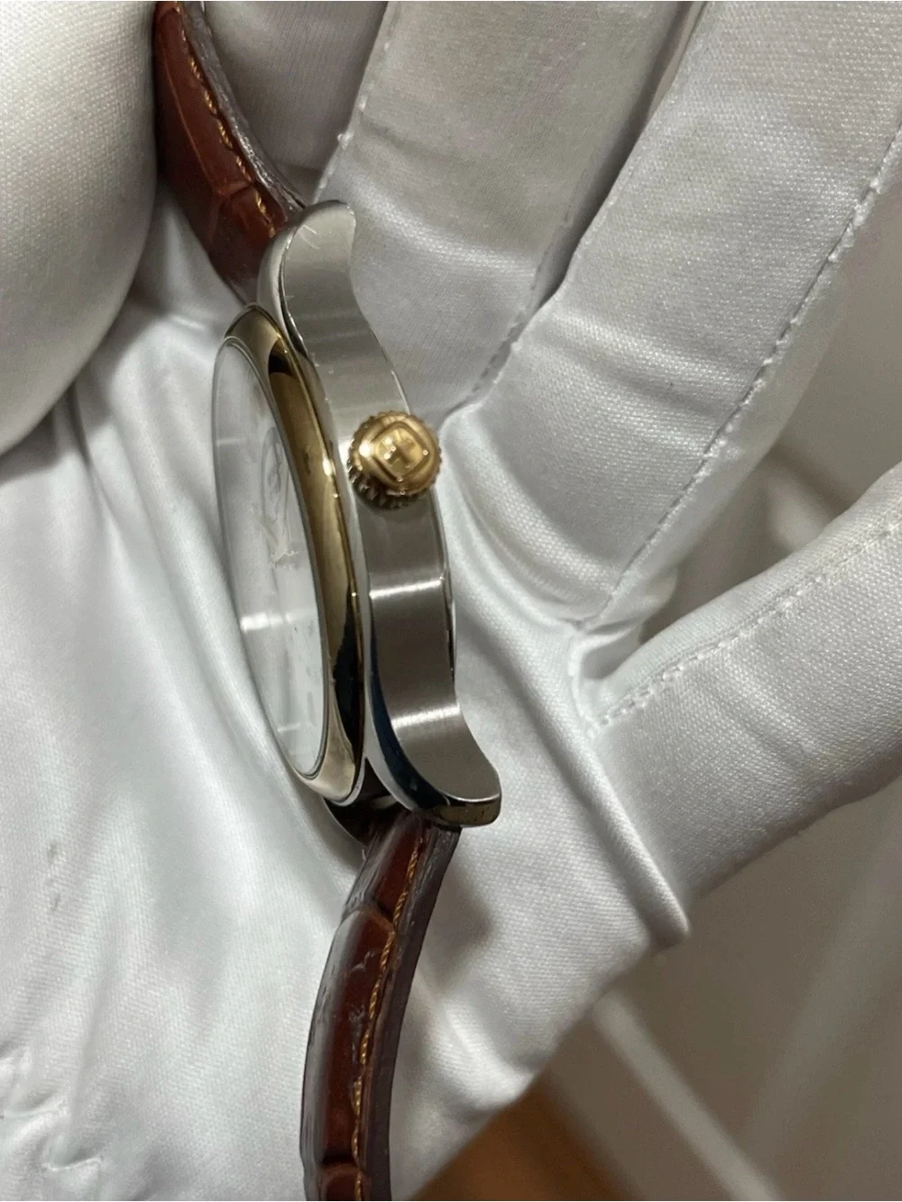 Wegner Swiss Military GMT Watch Men 42mm Silver Dial Two Tone Date 79306C Swiss